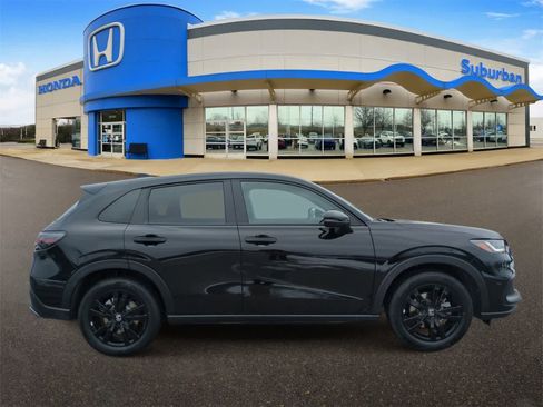 Used 2023 Honda HR-V LX image 9