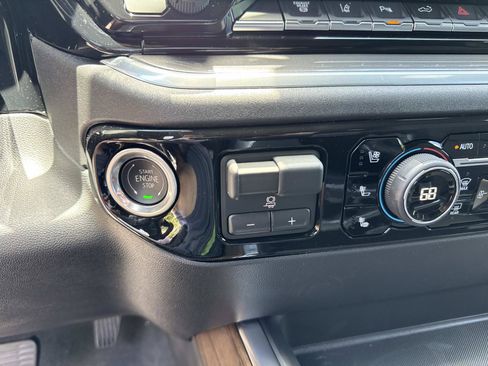 New 2026 Chevrolet Silverado 2500 High Country w/ High Country Premium Package AWD/4WD image 28