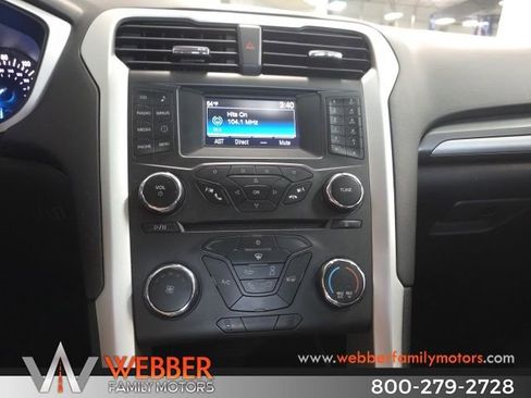 Used 2016 Ford Fusion SE w/ SE Cold Weather Package FWD image 20