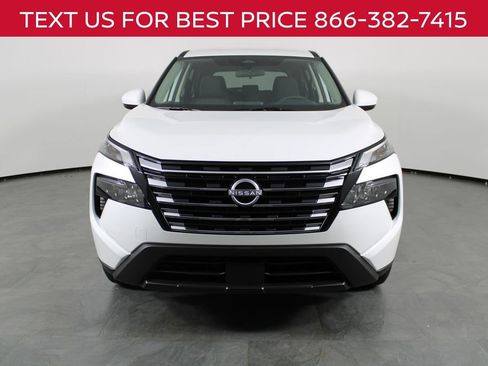 New 2026 Nissan Rogue SV FWD image 10