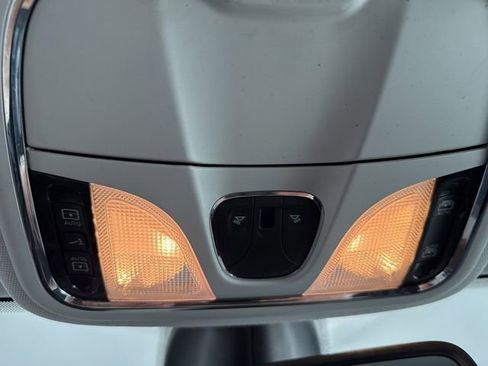 Used 2019 Jeep Cherokee Limited w/ Trailer Tow Group image 25