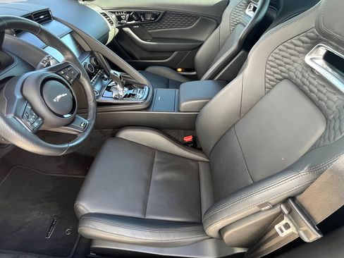 Used 2023 Jaguar F-TYPE R image 5