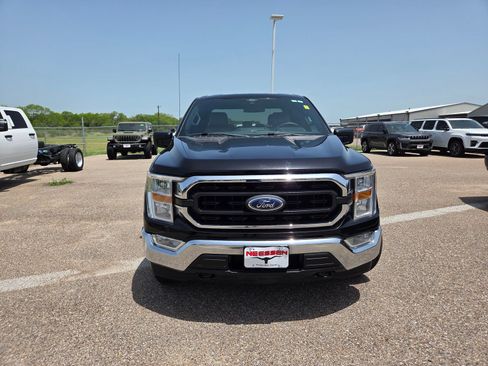 Used 2021 Ford F150 XLT AWD/4WD image 2