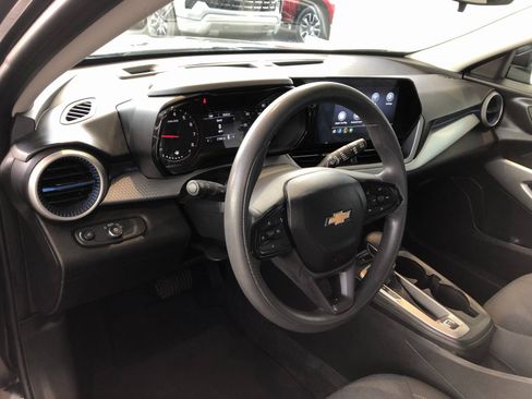 Certified 2024 Chevrolet Trax LS w/ LS Convenience Package image 18