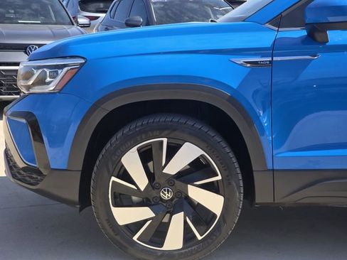 Used 2024 Volkswagen Taos SEL image 6