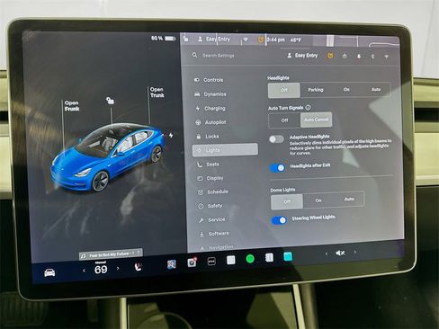 Used 2019 Tesla Model 3 Standard Range image 22