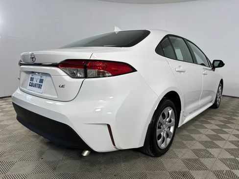 Used 2026 Toyota Corolla LE FWD image 12