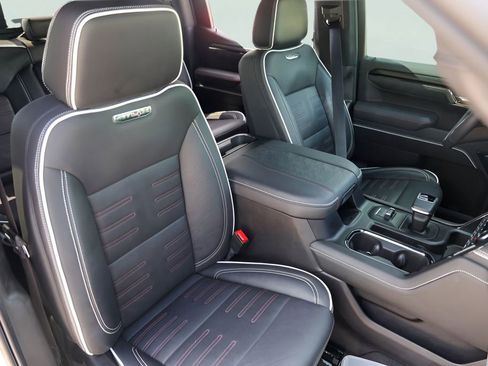Used 2024 GMC Sierra 1500 AT4X AWD/4WD image 33