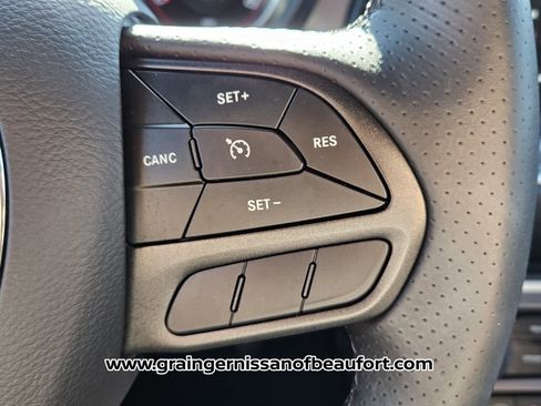 Used 2022 Dodge Challenger R/T image 12