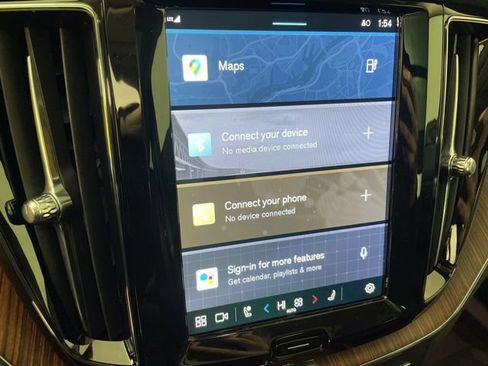 Certified 2024 Volvo XC60 T8 Plus w/ Protection Package Premier image 27