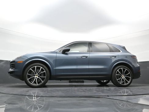 Used 2019 Porsche Cayenne S AWD/4WD image 24
