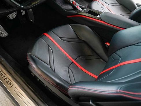 Used 2020 Ferrari 812 Superfast RWD image 62