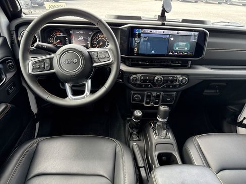 Used 2024 Jeep Wrangler Sahara w/ Technology Group image 22