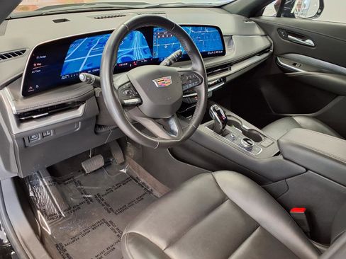 Certified 2025 Cadillac XT4 Premium Luxury FWD image 19