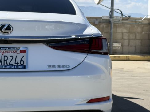 Certified 2025 Lexus ES 350 FWD image 13