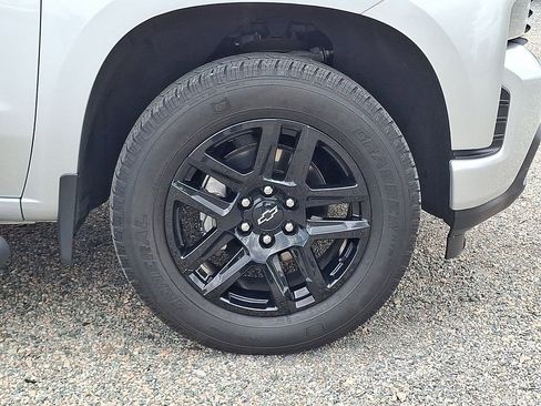 Certified 2022 Chevrolet Silverado 1500 Custom w/ Rally Edition AWD/4WD image 11