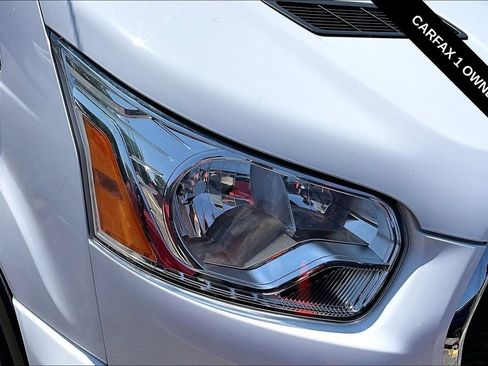 Used 2022 Ford Transit 350 XLT RWD image 29