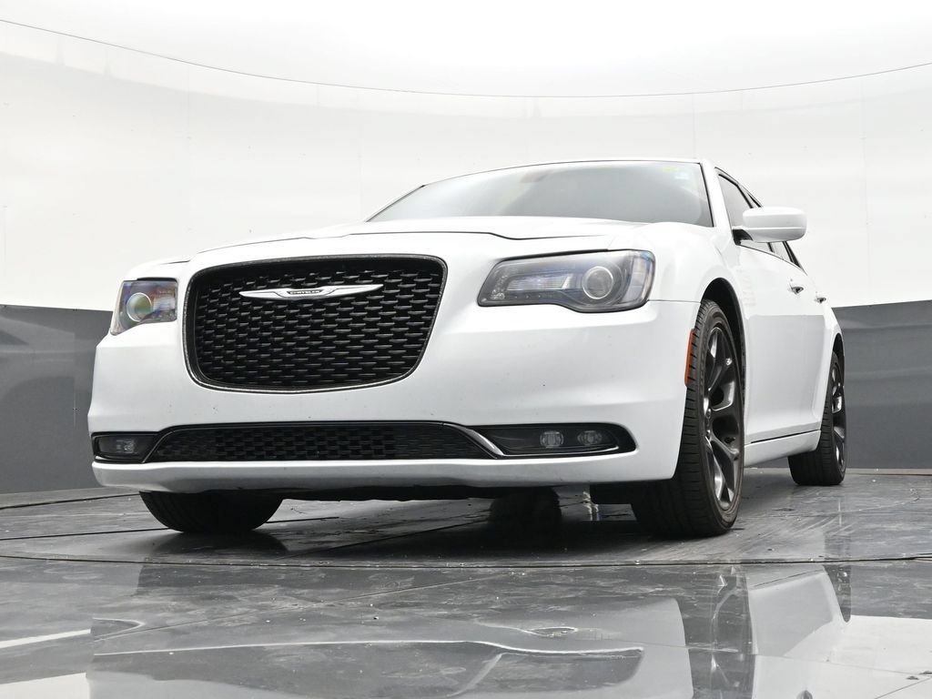 Used 2020 Chrysler 300 S RWD image 27