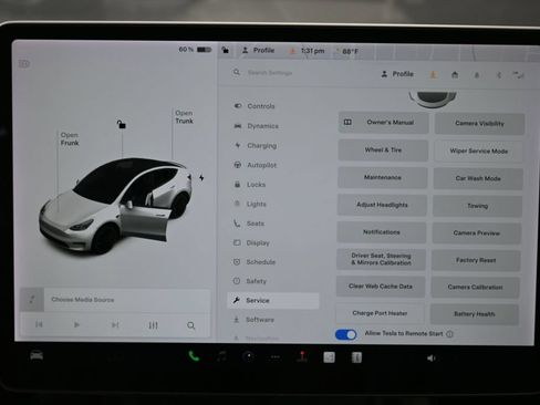 Used 2021 Tesla Model Y Performance AWD/4WD image 24