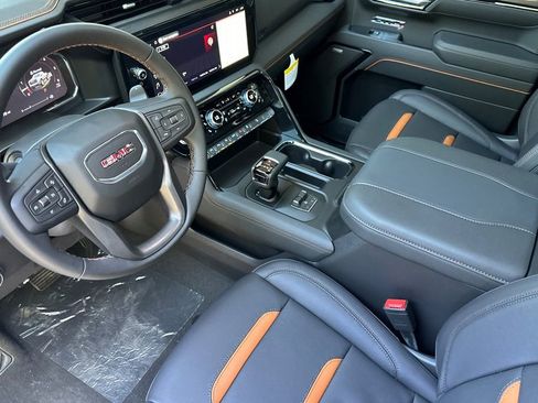 New 2026 GMC Sierra 1500 AT4 w/ AT4 Premium Package AWD/4WD image 10
