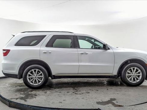 Used 2024 Dodge Durango SXT image 8