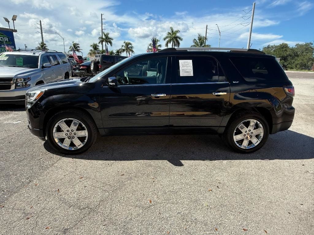 Used 2017 GMC Acadia Limited SLT FWD image 3