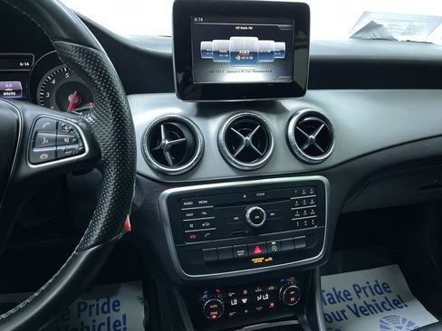 Used 2016 Mercedes-Benz CLA 250 image 21