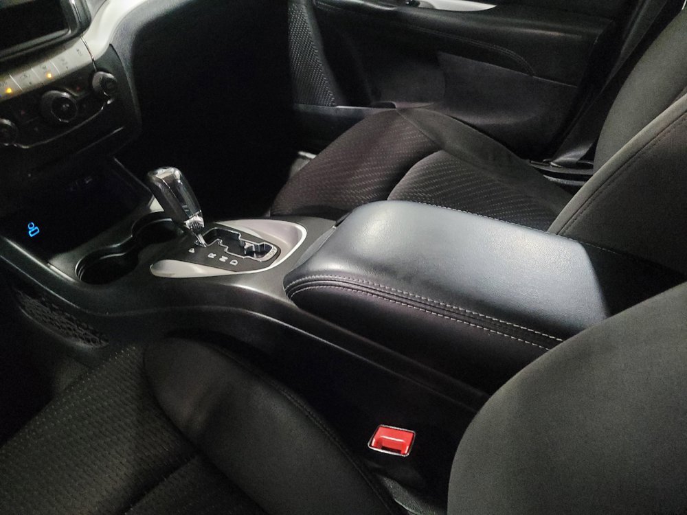 Used 2020 Dodge Journey SE w/ SE Popular Equipment Group FWD image 26
