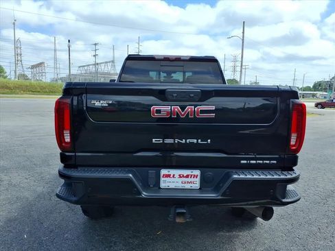 Used 2021 GMC Sierra 2500 Denali w/ Denali Black Diamond Edition AWD/4WD image 6