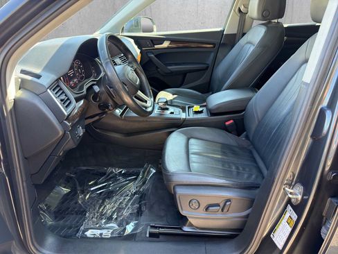 Used 2019 Audi Q5 2.0T Premium Plus w/ Premium Plus Package AWD/4WD image 11
