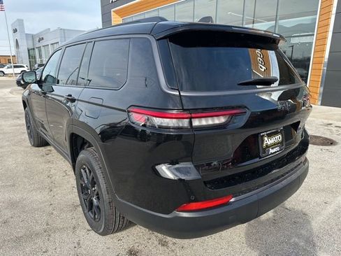 New 2026 Jeep Grand Cherokee L 4WD image 8