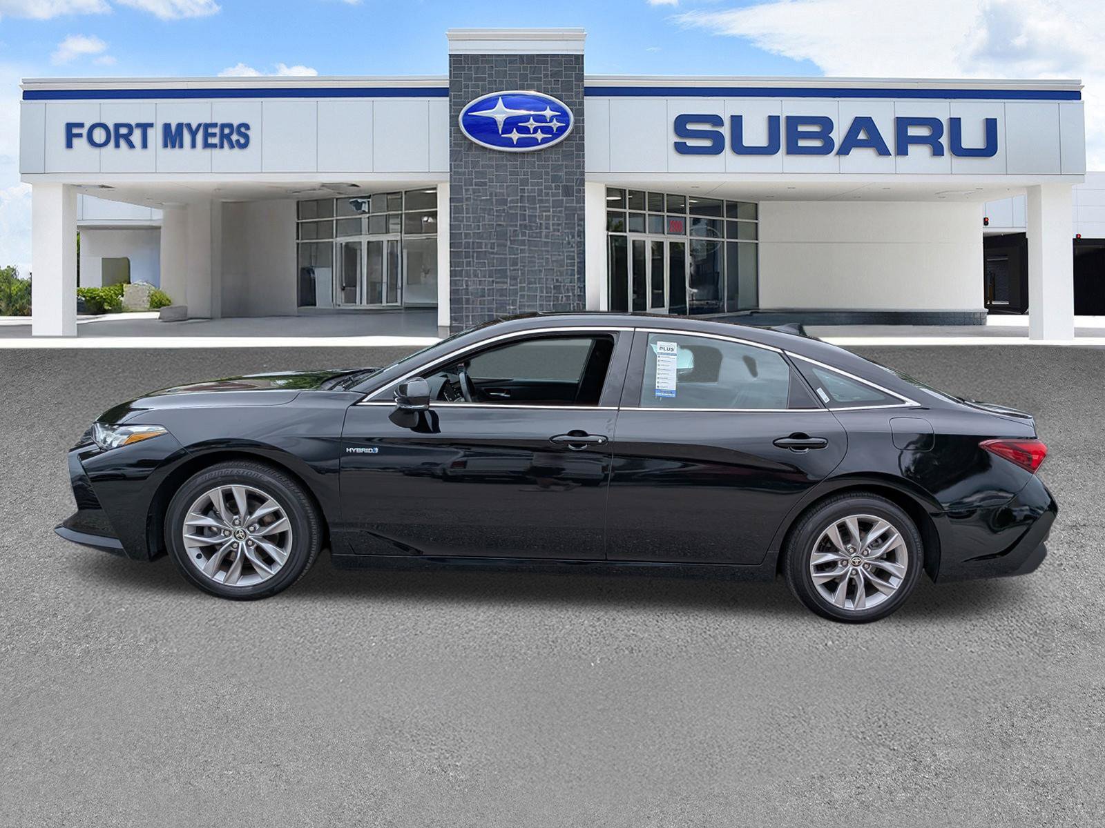Used 2021 Toyota Avalon XLE w/ Moonroof Package FWD image 7