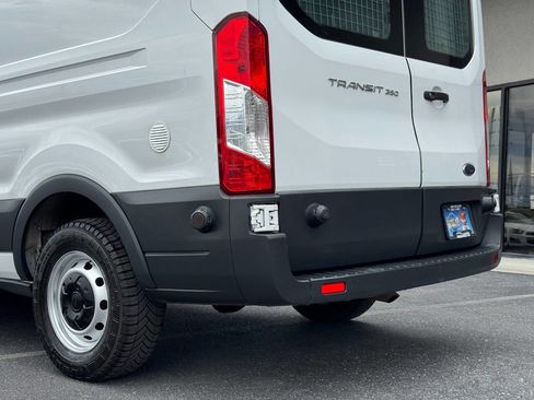 Used 2018 Ford Transit 350 148 Medium Roof RWD image 39