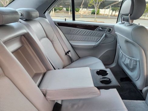 Used 2001 Mercedes-Benz C 320 Sedan image 18