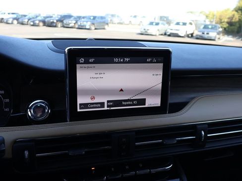 Used 2020 Lincoln Corsair Reserve image 22