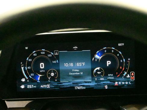 Certified 2025 Chevrolet Tahoe Z71 image 21