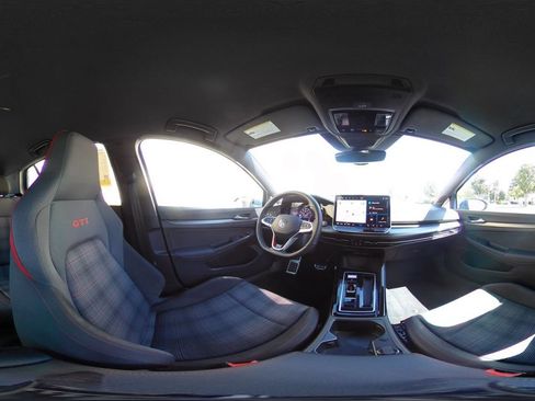 Used 2026 Volkswagen Golf S FWD image 36