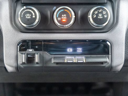 Used 2023 Chevrolet TrailBlazer LT w/ Convenience Package FWD image 30