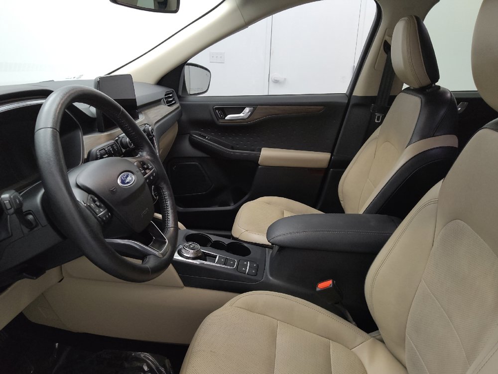 Used 2020 Ford Escape Titanium AWD/4WD image 17