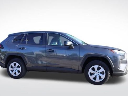 Used 2024 Toyota RAV4 LE image 8