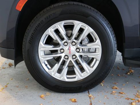 Used 2021 GMC Yukon XL SLT w/ SLT Premium Package image 51