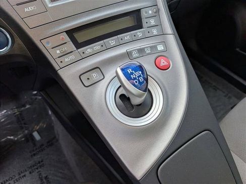 Used 2015 Toyota Prius Two image 12