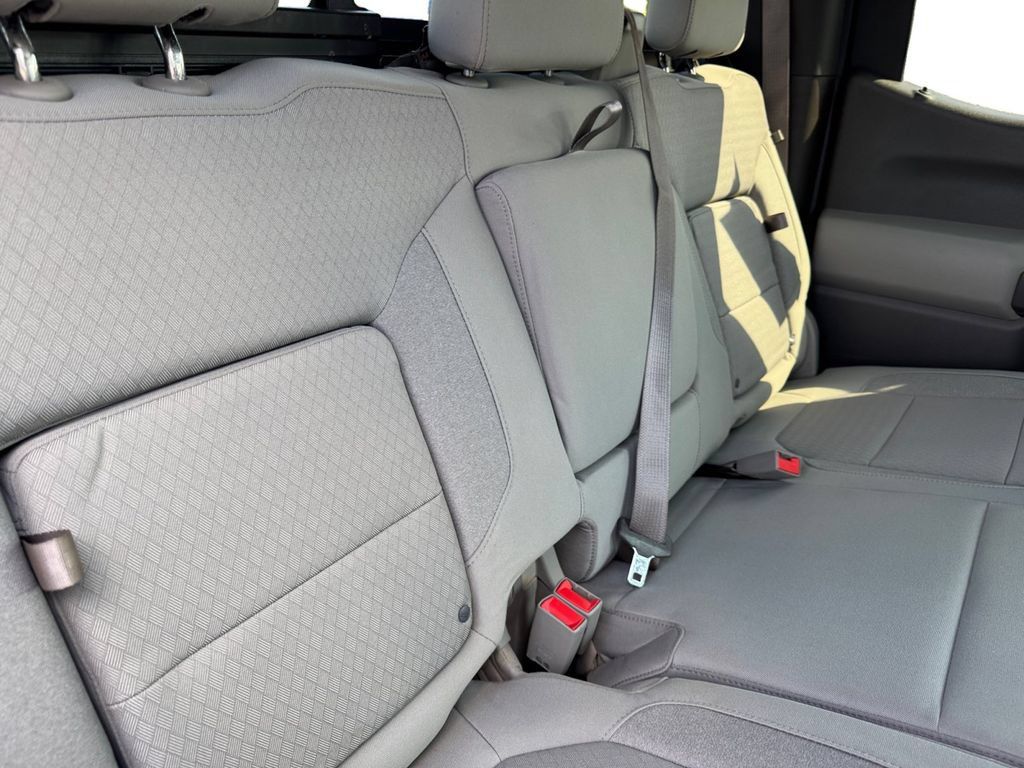 Used 2019 Chevrolet Silverado 1500 LT w/ All-Star Edition AWD/4WD image 18