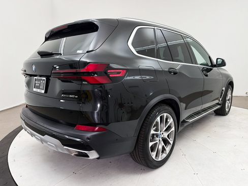 Used 2024 BMW X5 xDrive50e AWD/4WD image 17