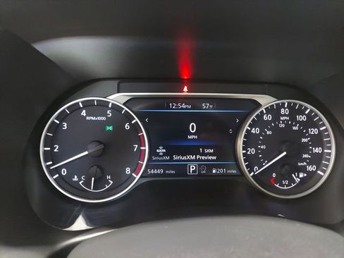Used 2024 Nissan Sentra SV FWD image 14