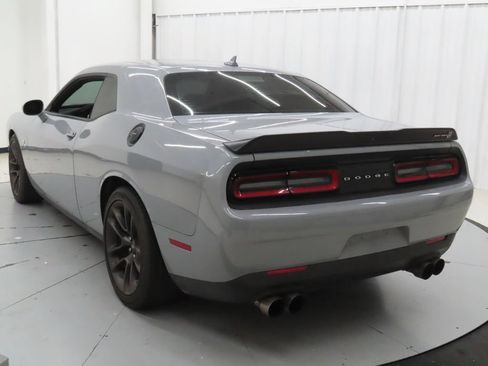 Used 2021 Dodge Challenger R/T Scat Pack RWD image 5