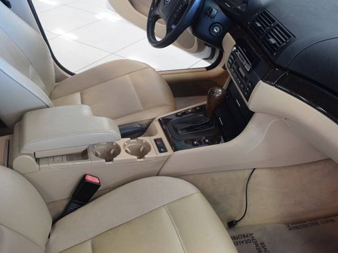 Used 2000 BMW 323i Sedan RWD image 28