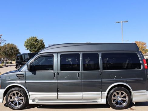 Used 2014 GMC Savana 1500 image 6