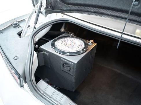 Used 2018 Chevrolet Camaro SS image 23