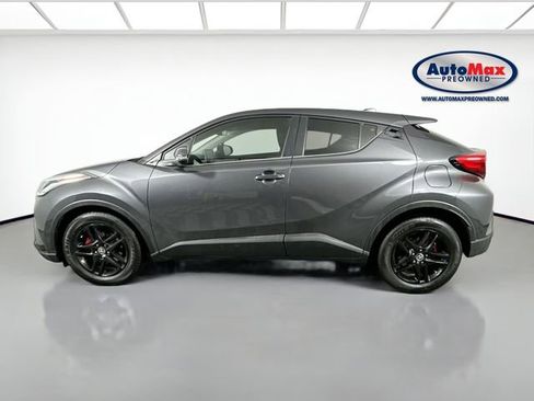 Used 2021 Toyota C-HR LE image 8